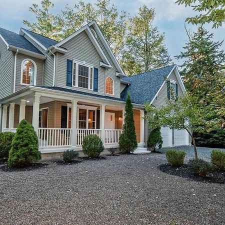 Luxury 4 Bedroom House In Pocono Mountains In Golf Course Near Lake Tobyhanna Екстериор снимка