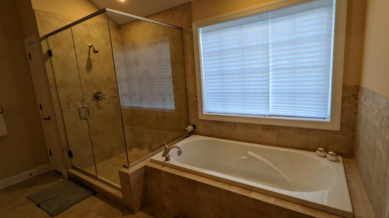 Luxury 4 Bedroom House In Pocono Mountains In Golf Course Near Lake Tobyhanna Екстериор снимка
