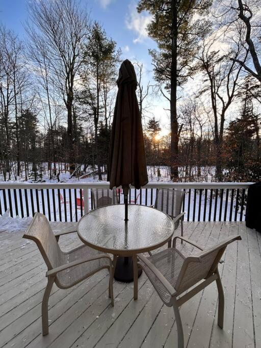 Luxury 4 Bedroom House In Pocono Mountains In Golf Course Near Lake Tobyhanna Екстериор снимка