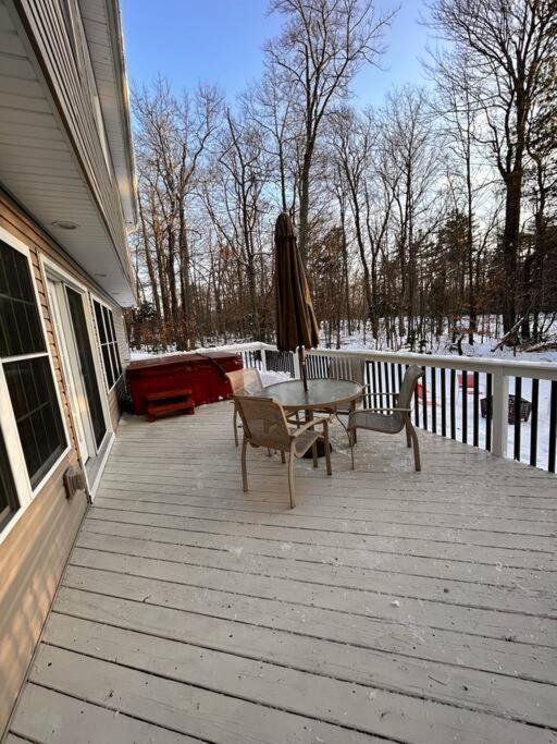 Luxury 4 Bedroom House In Pocono Mountains In Golf Course Near Lake Tobyhanna Екстериор снимка