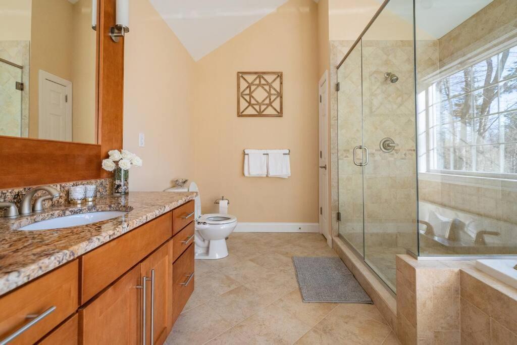 Luxury 4 Bedroom House In Pocono Mountains In Golf Course Near Lake Tobyhanna Екстериор снимка