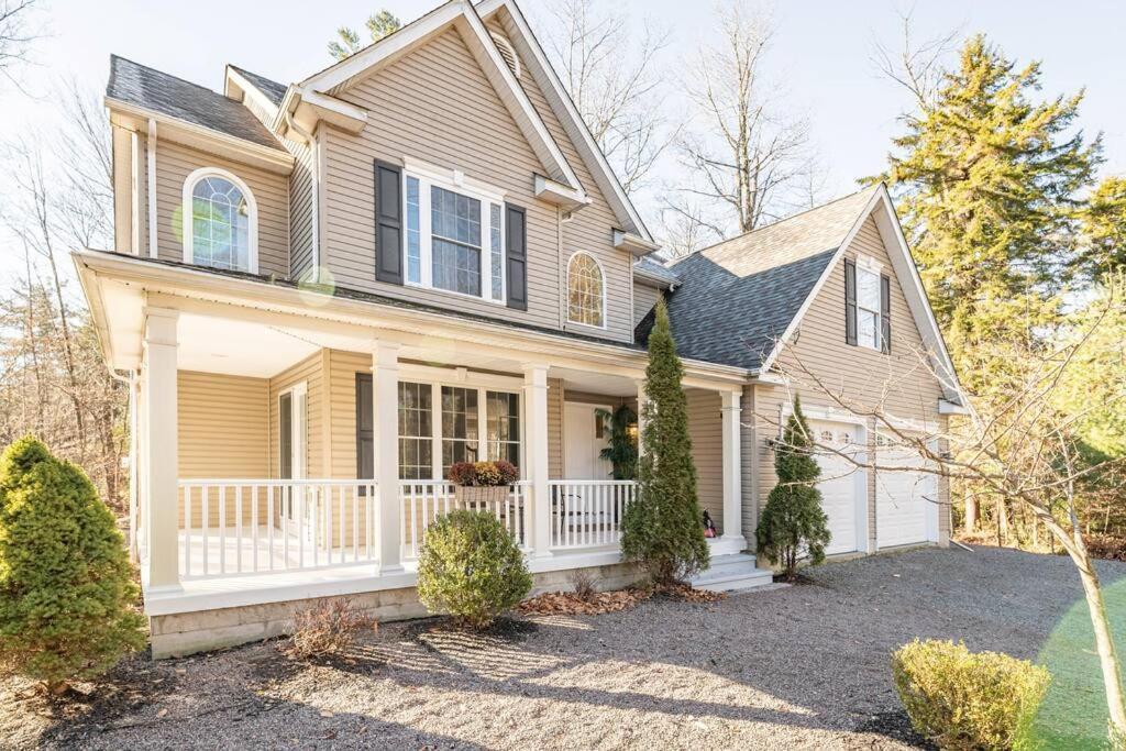 Luxury 4 Bedroom House In Pocono Mountains In Golf Course Near Lake Tobyhanna Екстериор снимка