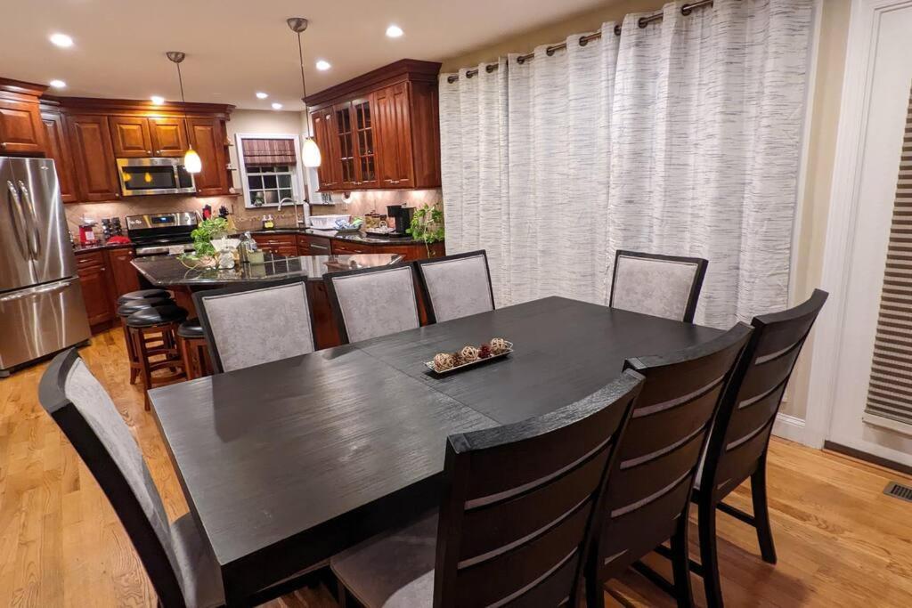 Luxury 4 Bedroom House In Pocono Mountains In Golf Course Near Lake Tobyhanna Екстериор снимка