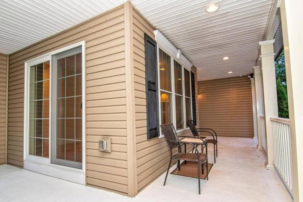 Luxury 4 Bedroom House In Pocono Mountains In Golf Course Near Lake Tobyhanna Екстериор снимка