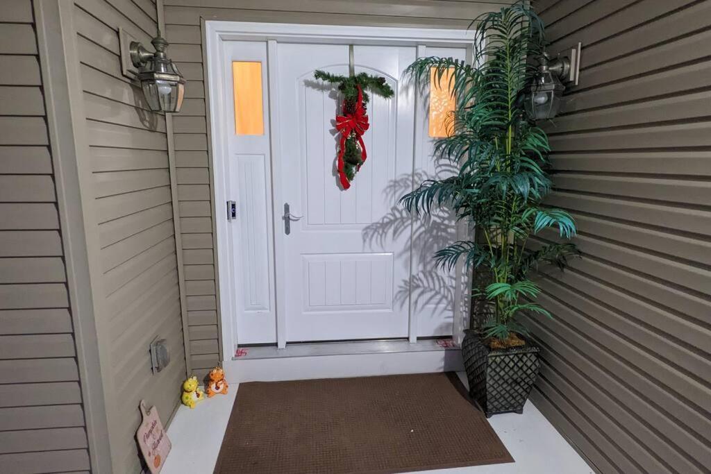 Luxury 4 Bedroom House In Pocono Mountains In Golf Course Near Lake Tobyhanna Екстериор снимка