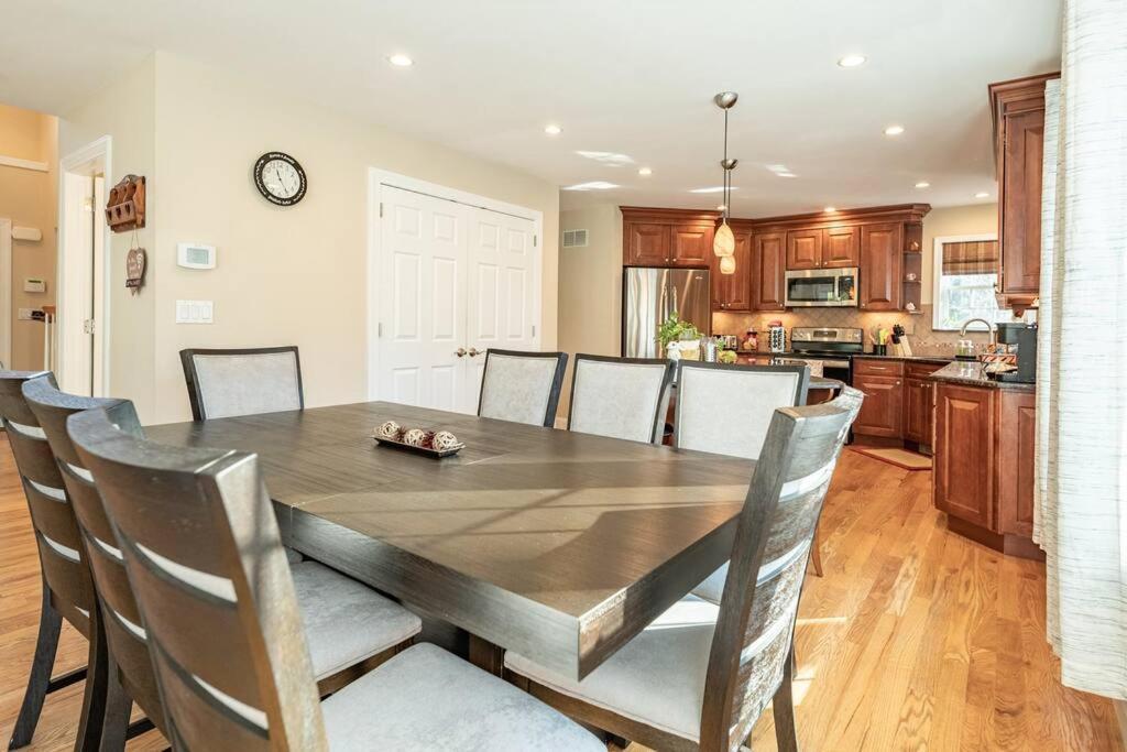 Luxury 4 Bedroom House In Pocono Mountains In Golf Course Near Lake Tobyhanna Екстериор снимка