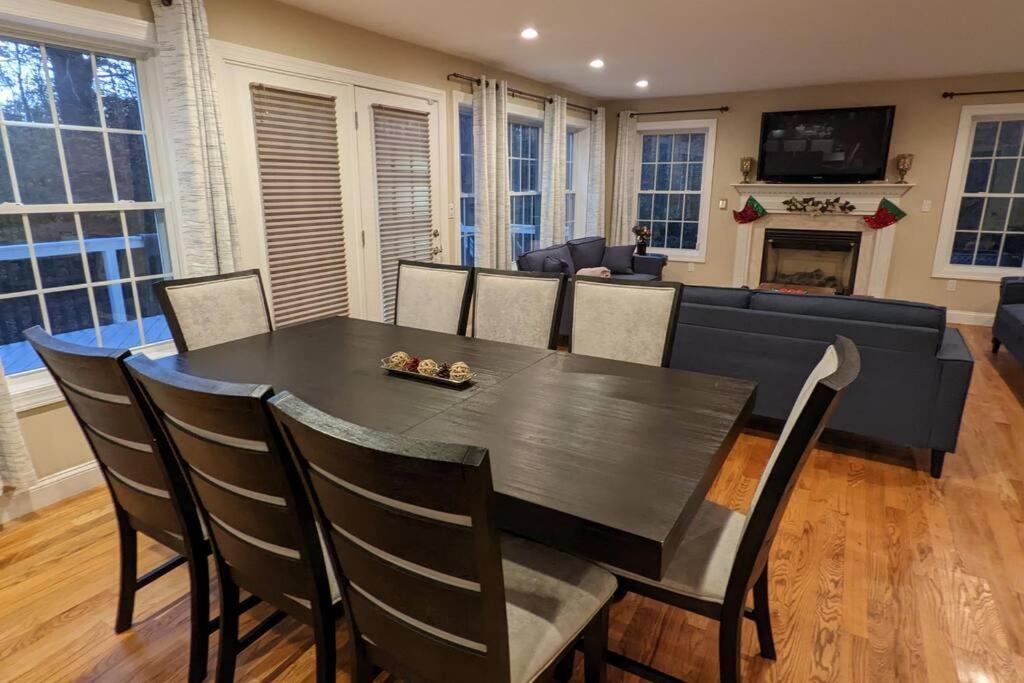 Luxury 4 Bedroom House In Pocono Mountains In Golf Course Near Lake Tobyhanna Екстериор снимка